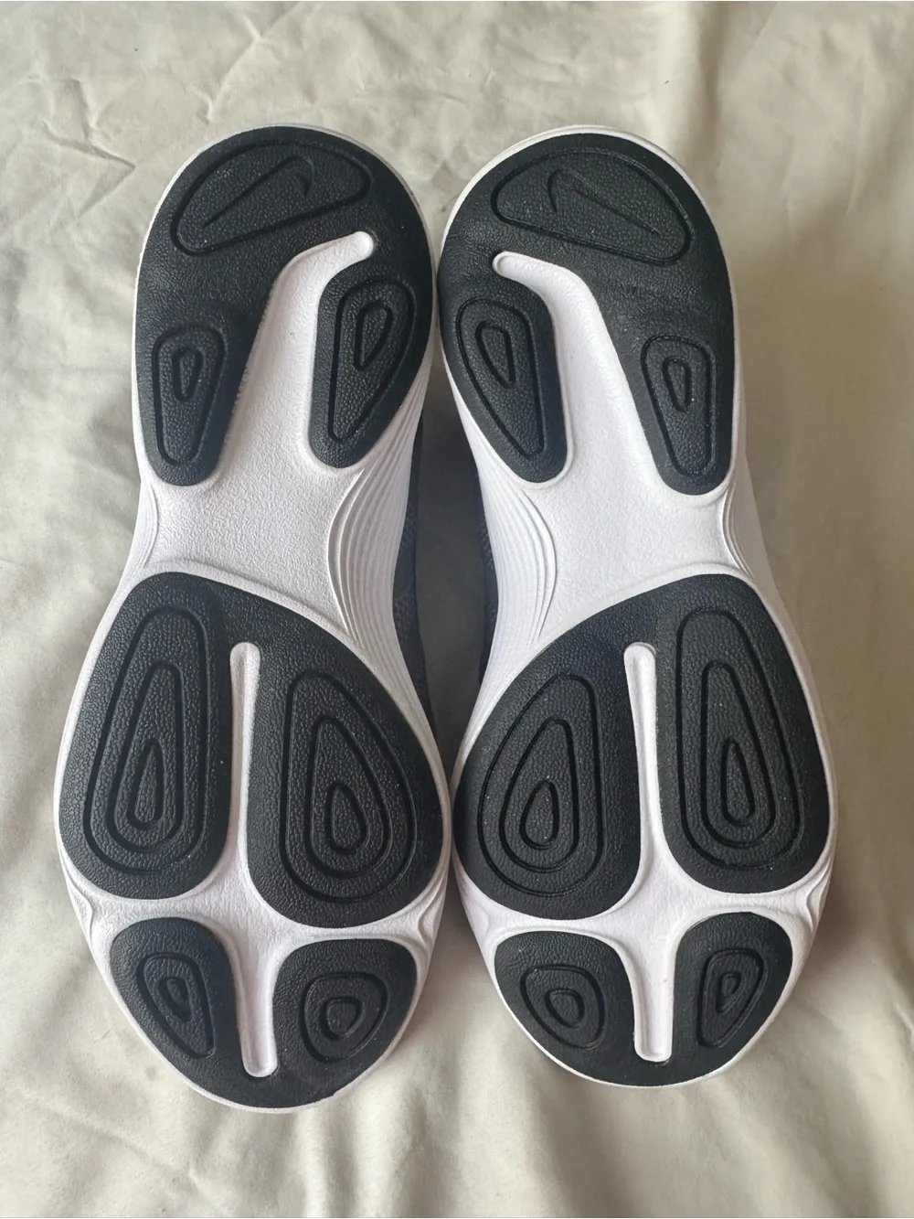 Nike Dark Gray Athletic Trainers with White Sole
